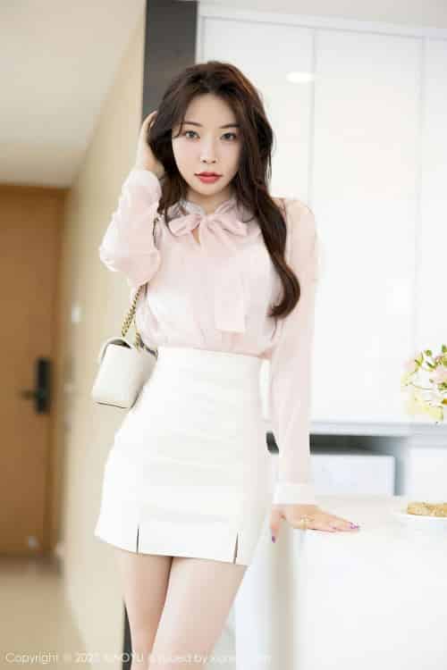 [XIAOYU语画界] Vol.1009 徐莉芝Booty – 粉色上衣+白色短裙性感写真-紫橙网创项目网