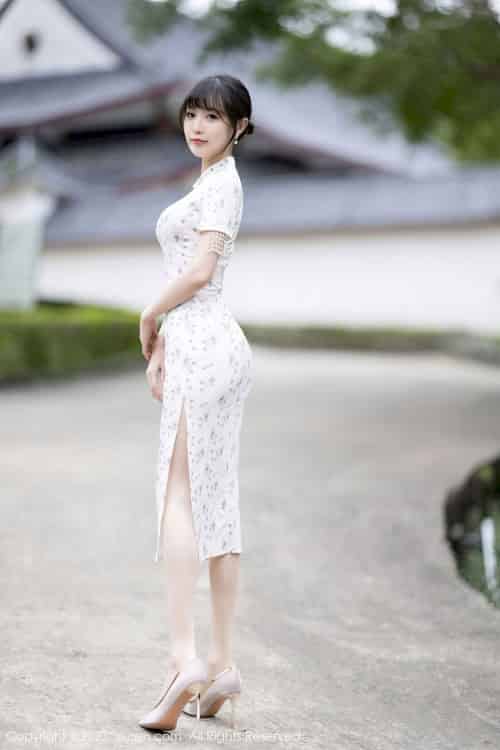 [XiuRen秀人网] No.6346 模特林星阑 – 浅色旗袍+丝袜美腿海南旅拍-紫橙网创项目网