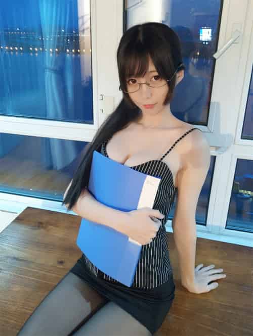 [Cosplay]NAGISA魔物喵–自摄系列 NO.001 专属秘书-紫橙网创项目网