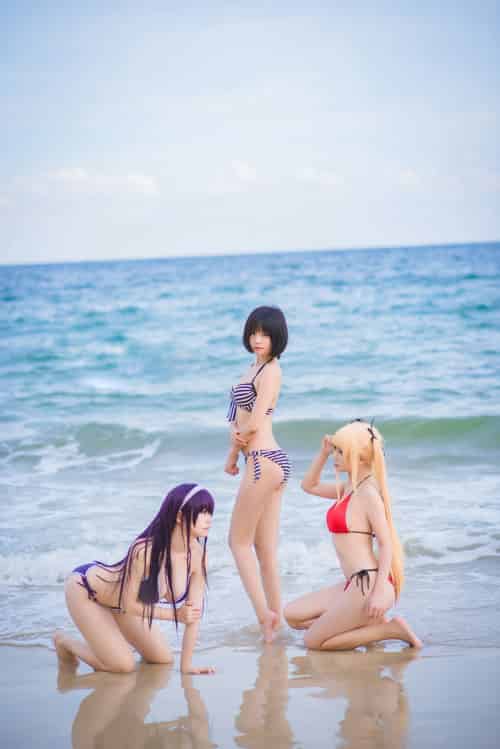 白金Saki写真 – 水着 