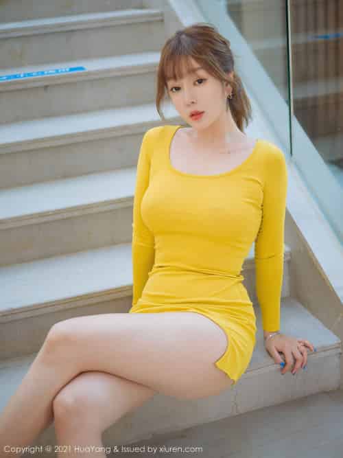 [花漾HuaYang] Vol.403 女神王雨纯 – 鲜黄短裙+丰腴身段三亚旅拍