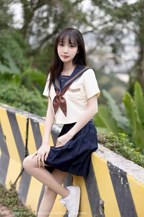 [秀人XiuRen] No.6126 模特林星阑 – 学妹制服+原色丝袜海南岛旅拍-紫橙网创项目网