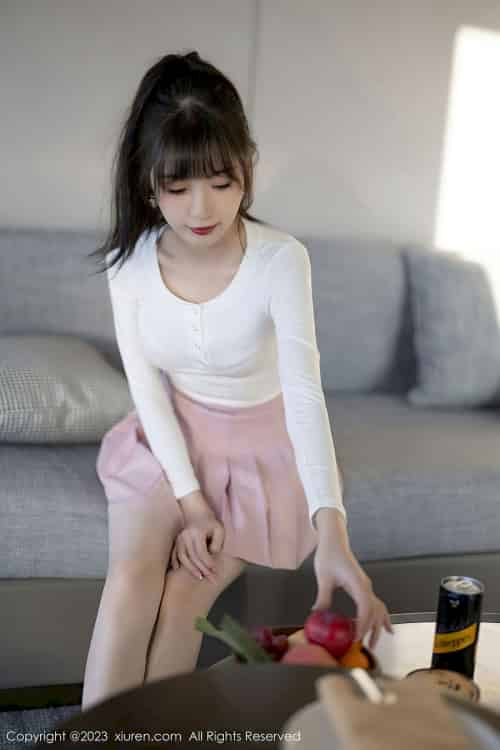 [秀人XiuRen] No.6263 林星阑 – 白色上衣+粉色短裙海南旅拍