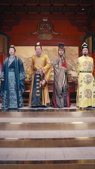 离婚后我觉醒皇帝聊天群＆开局诸皇赐我神力（合集） - 紫橙阁短剧